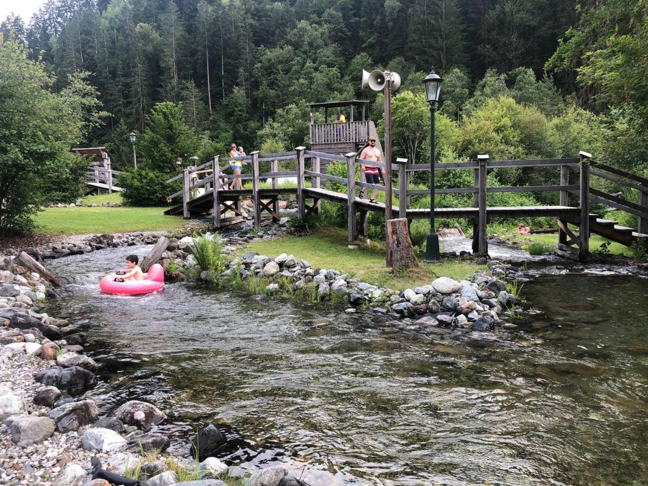 Pluenggas Chalets Гашум Экстерьер фото