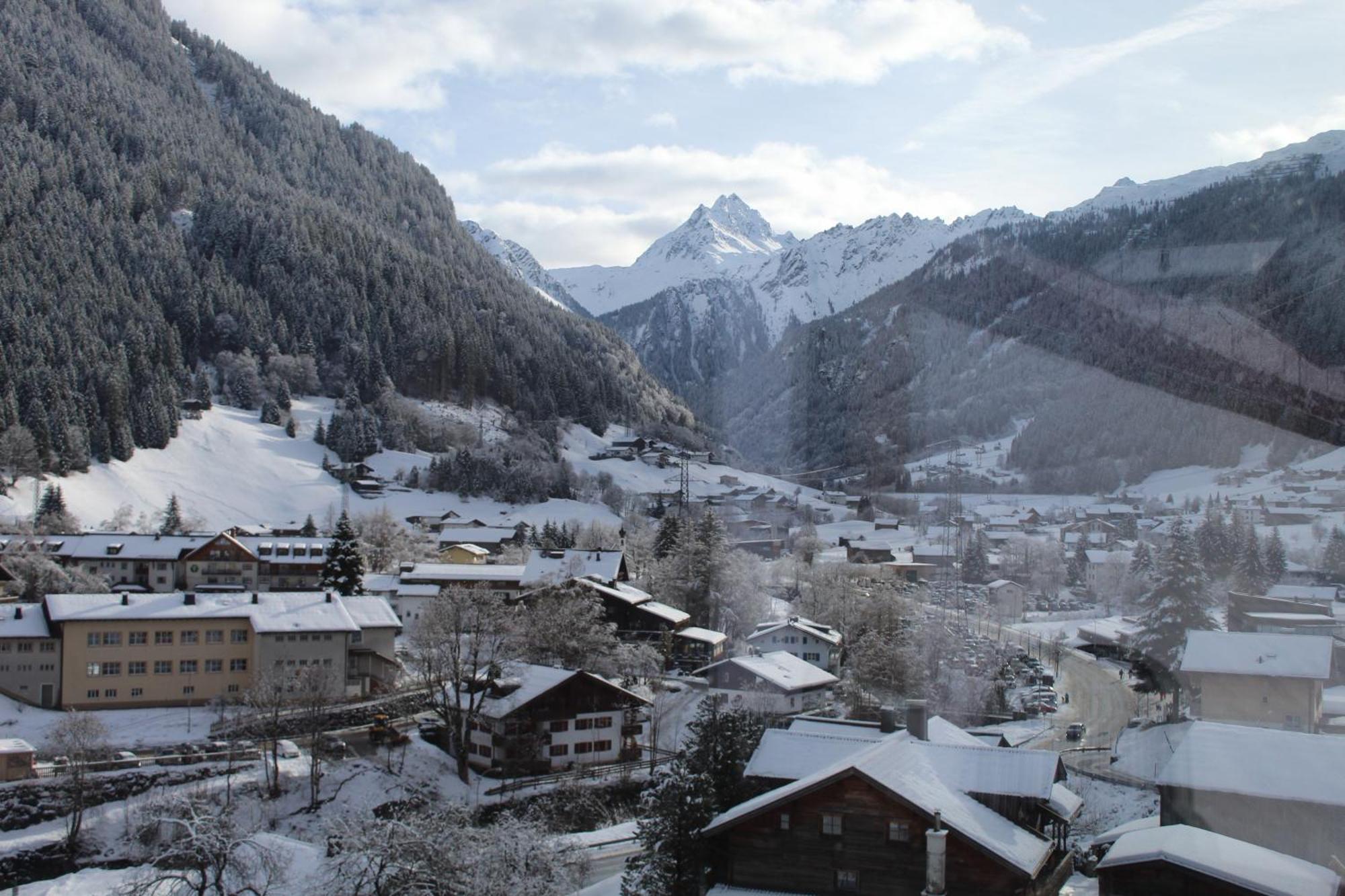 Pluenggas Chalets Гашум Экстерьер фото